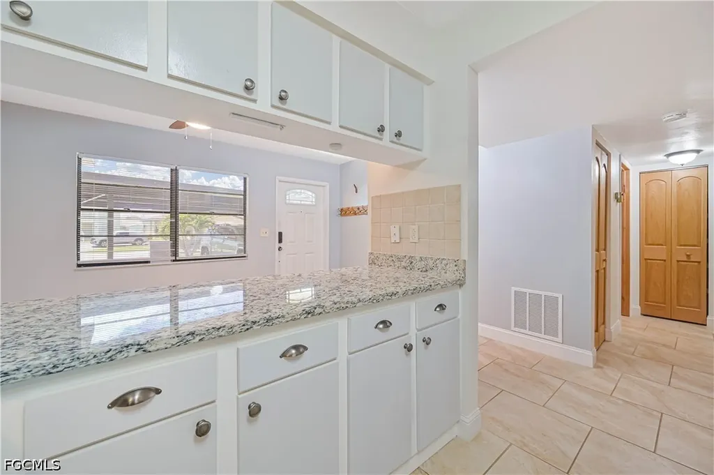4711 SE 5th Avenue Cape Coral FL 33904