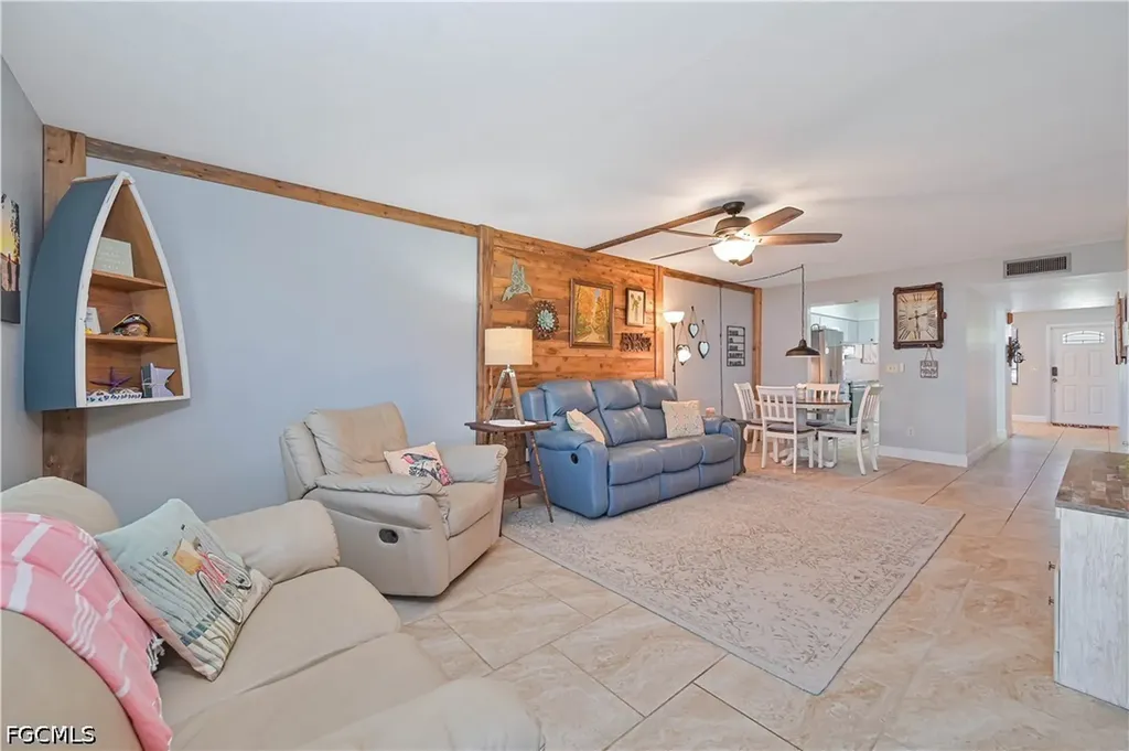 4711 SE 5th Avenue Cape Coral FL 33904