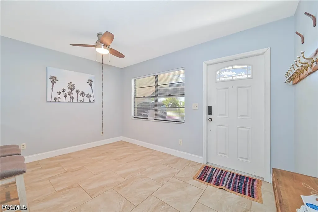 4711 SE 5th Avenue Cape Coral FL 33904