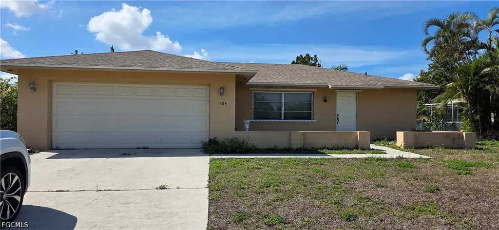 1404 SE 34th Terrace Cape Coral FL 33904