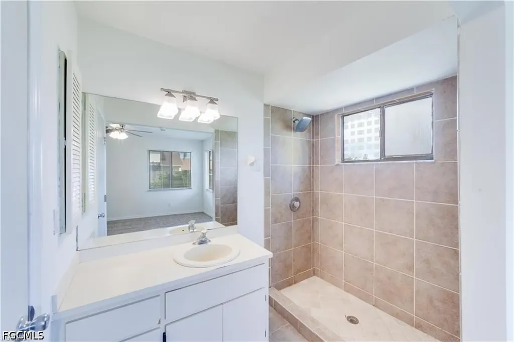 9225 Pineapple Road Fort Myers FL 33967