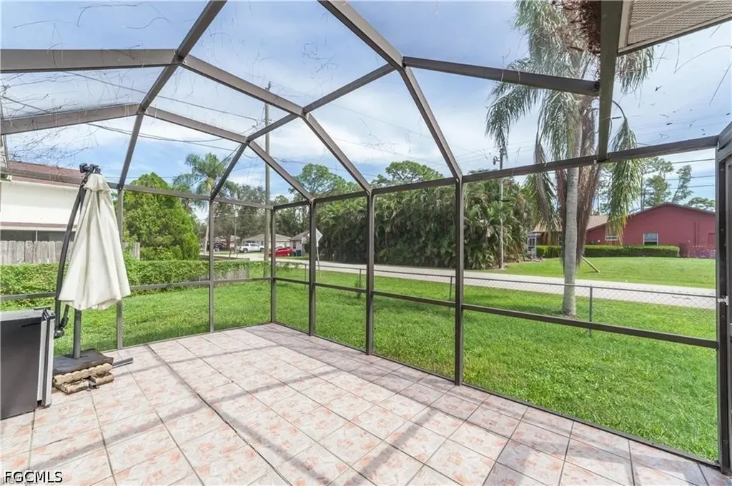 9225 Pineapple Road Fort Myers FL 33967