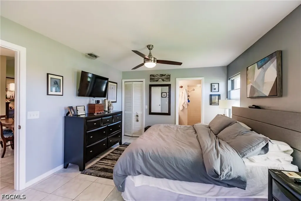 627 SE 34th Street Cape Coral FL 33904