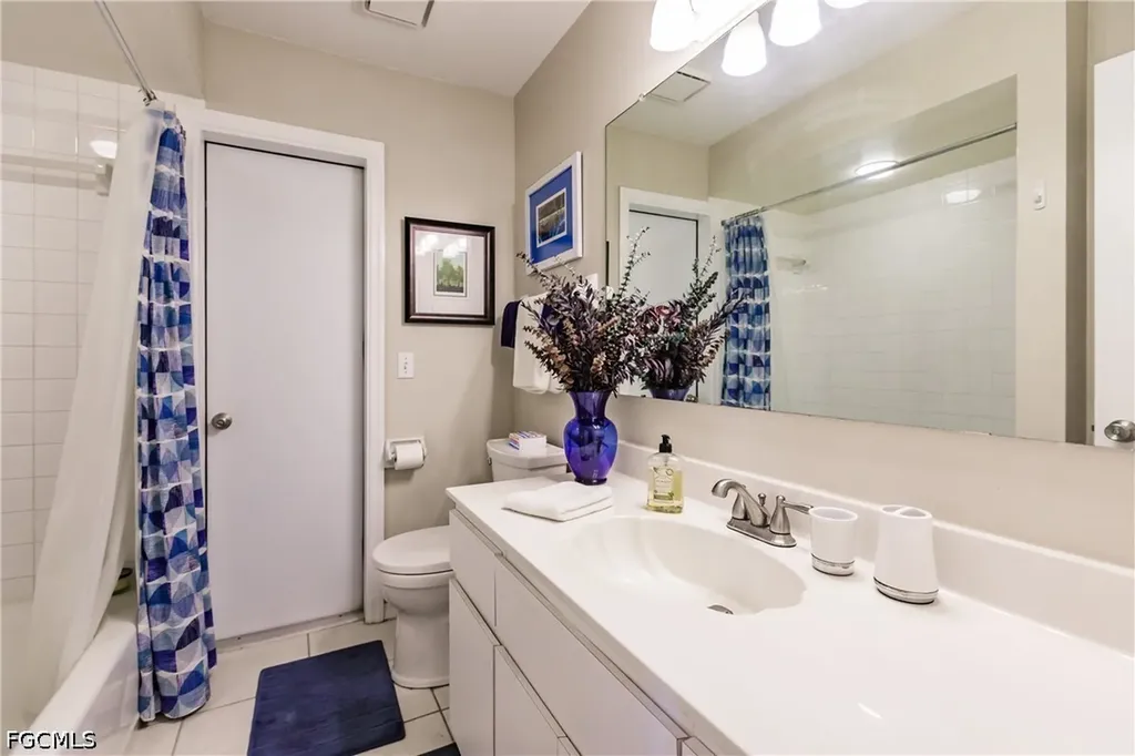 627 SE 34th Street Cape Coral FL 33904