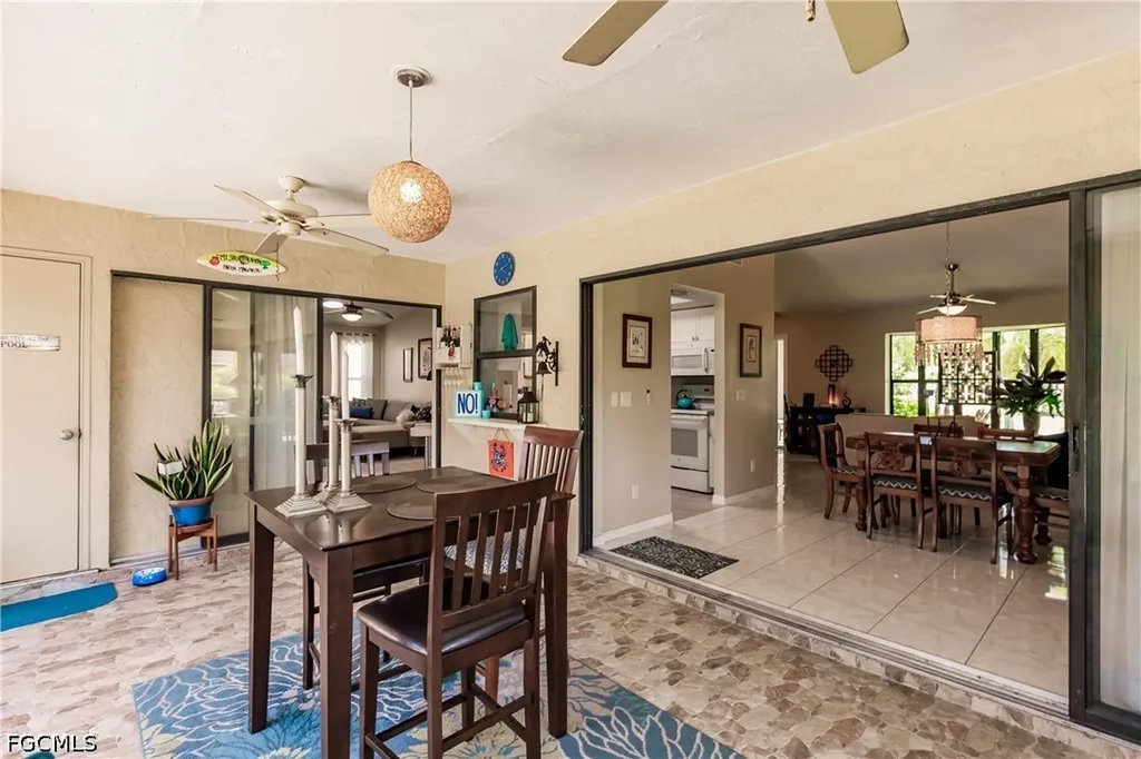 627 SE 34th Street Cape Coral FL 33904