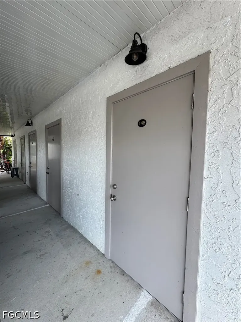 11421 Caravel Circle Fort Myers FL 33908