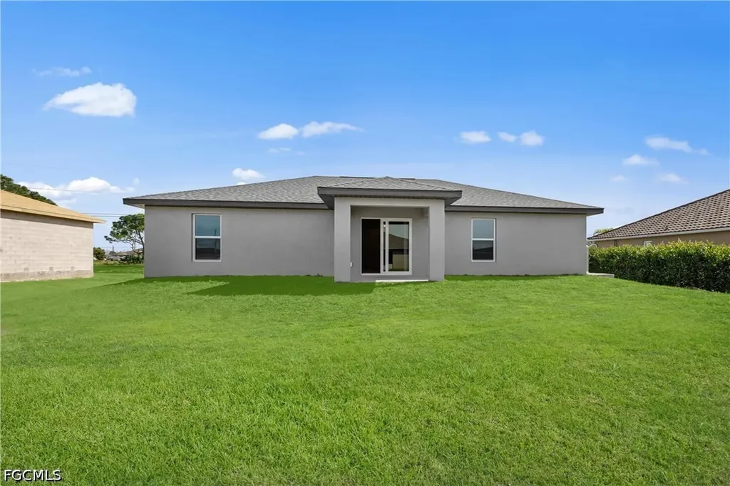 1009 Brenton Avenue Lehigh Acres FL 33974