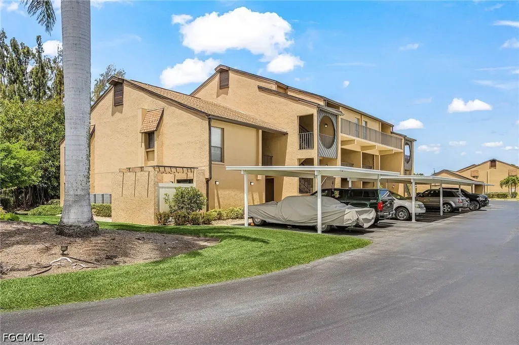 15751 Windward Way Circle Fort Myers FL 33908