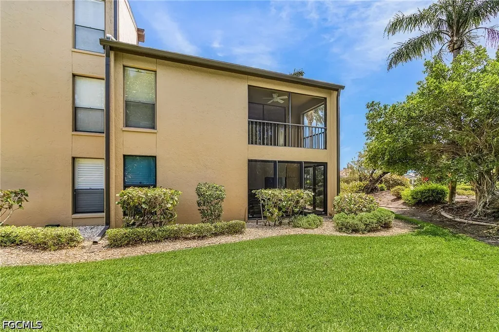 15751 Windward Way Circle Fort Myers FL 33908