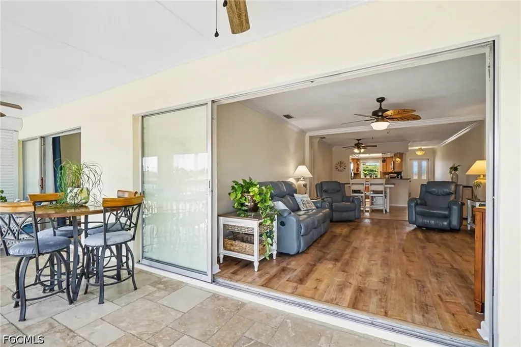 1206 SE 46th Street Cape Coral FL 33904