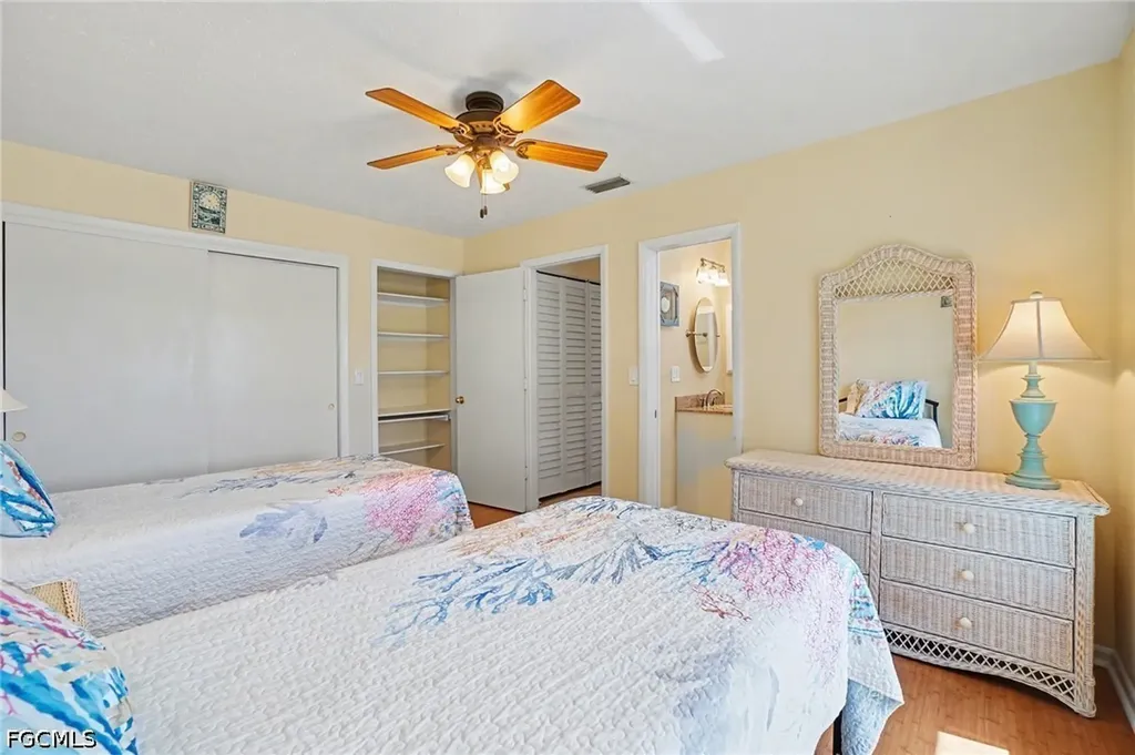 1206 SE 46th Street Cape Coral FL 33904