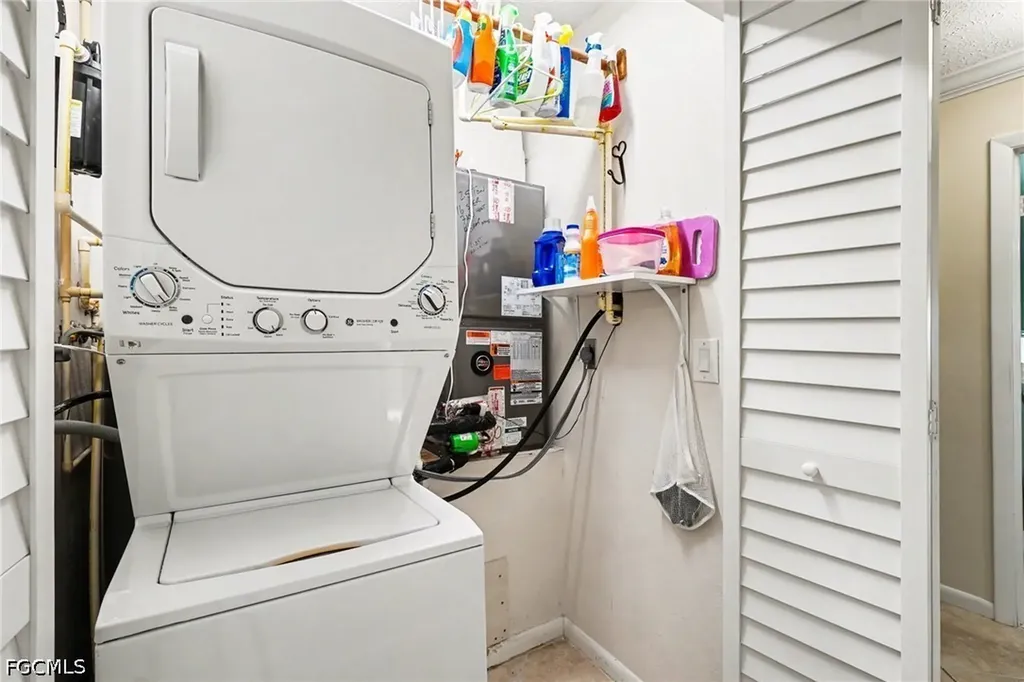 1206 SE 46th Street Cape Coral FL 33904