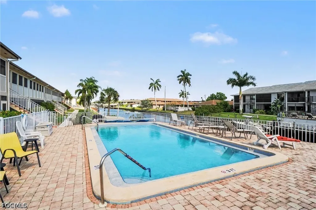 1206 SE 46th Street Cape Coral FL 33904
