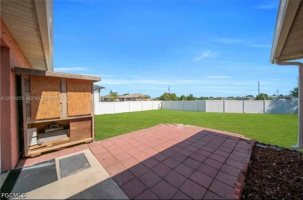 2840 NW 2nd Terrace Cape Coral FL 33993