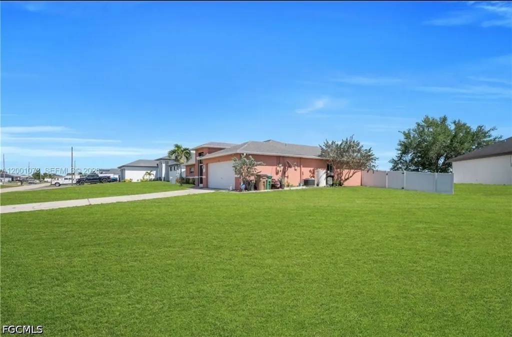 2840 NW 2nd Terrace Cape Coral FL 33993