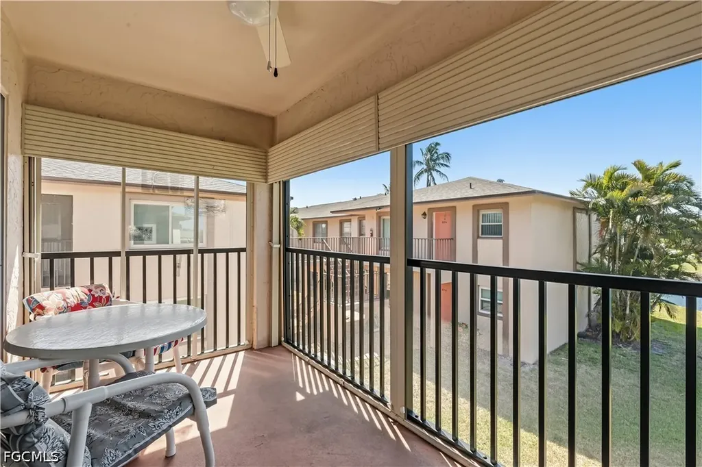 16881 Davis Road Fort Myers FL 33908