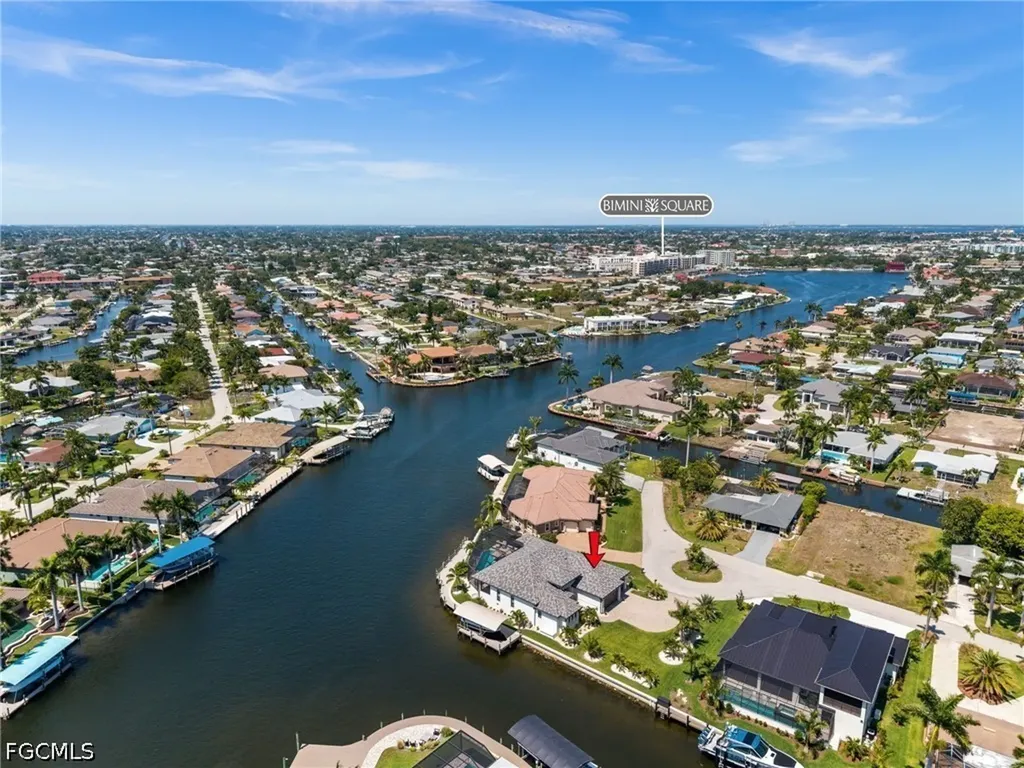 5201 Skylark Court Cape Coral FL 33904