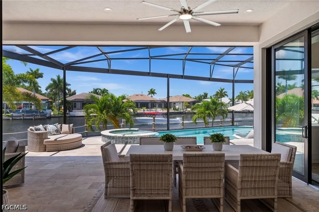 5201 Skylark Court Cape Coral FL 33904