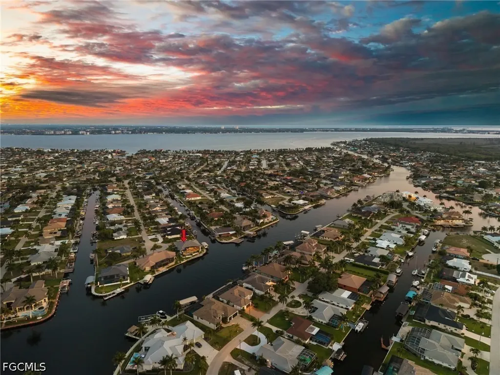 5201 Skylark Court Cape Coral FL 33904