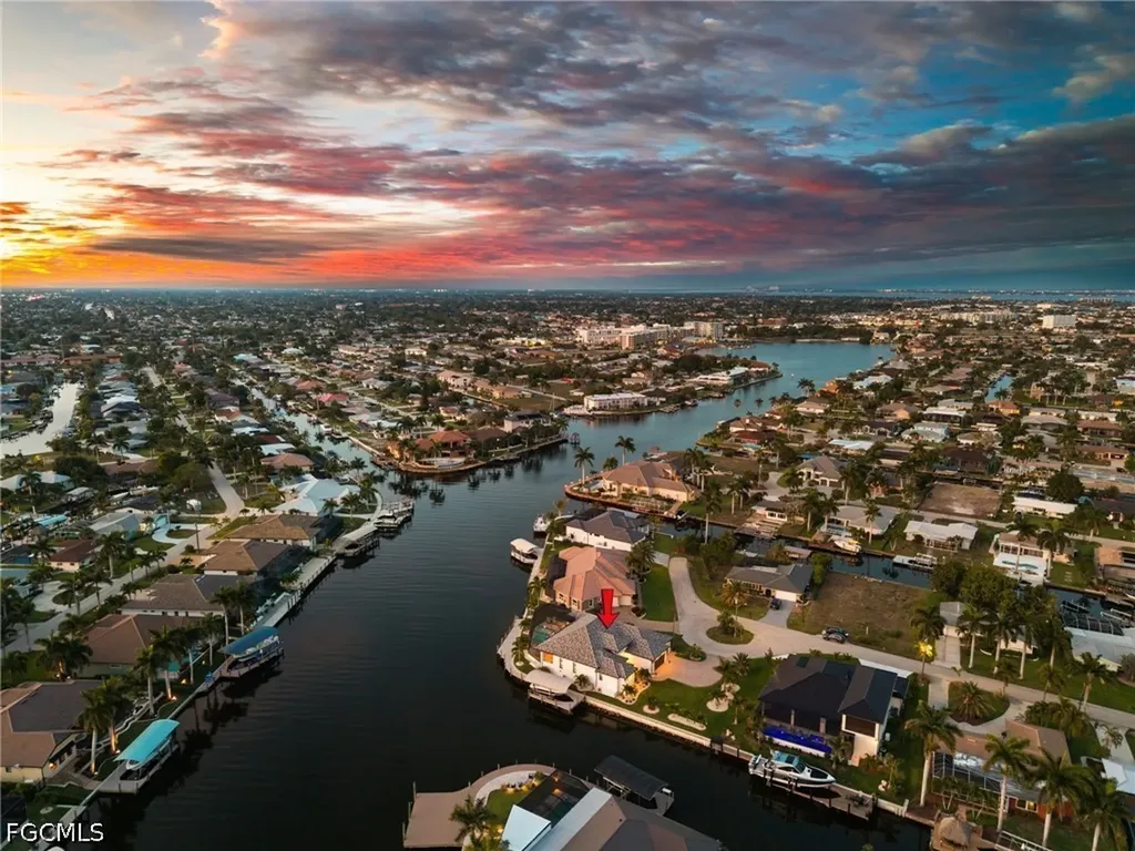 5201 Skylark Court Cape Coral FL 33904