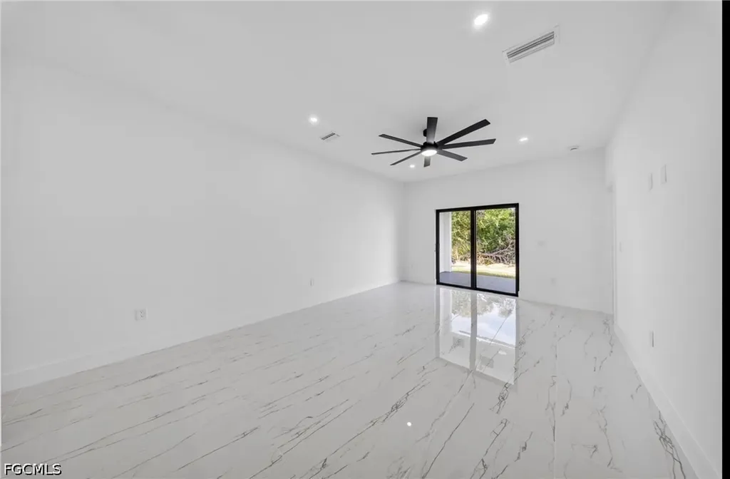 4544-4546 25th Street SW Lehigh Acres FL 33973