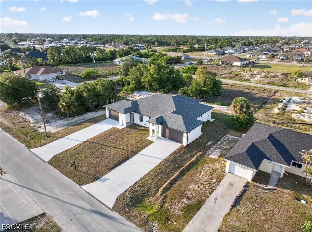 4544-4546 25th Street SW Lehigh Acres FL 33973