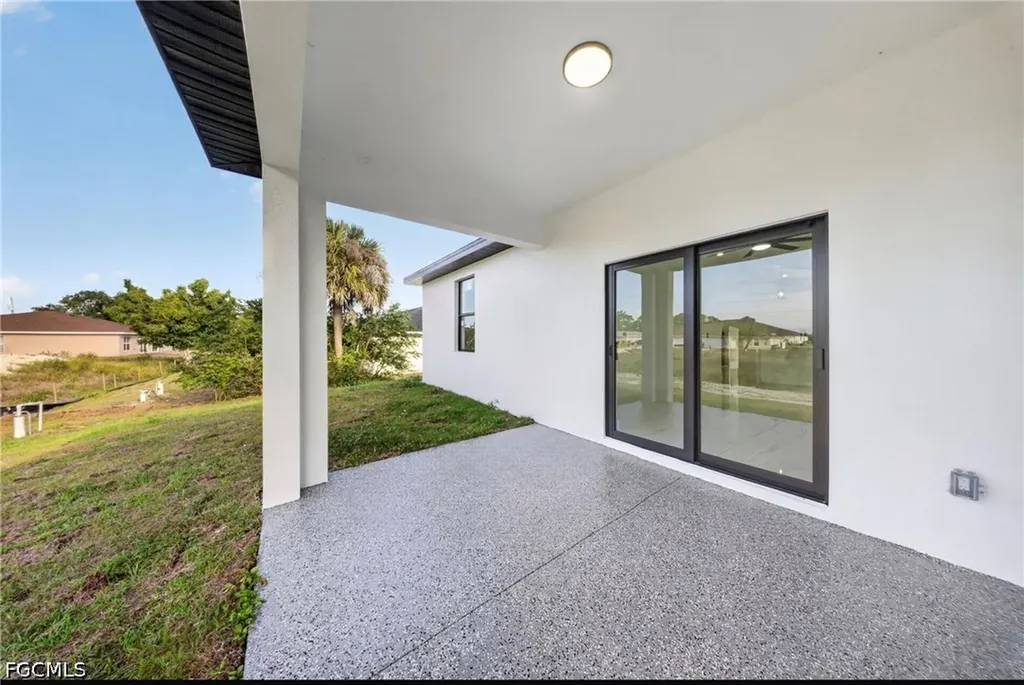 4544-4546 25th Street SW Lehigh Acres FL 33973
