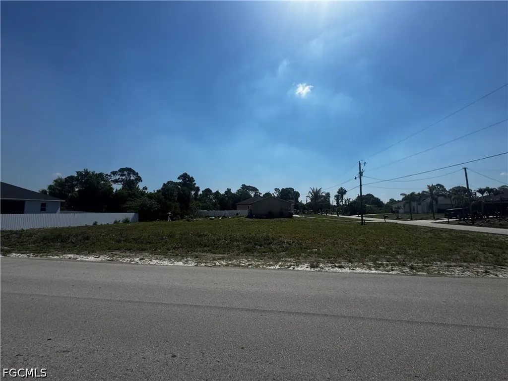 2918 10th Street W Lehigh Acres FL 33971