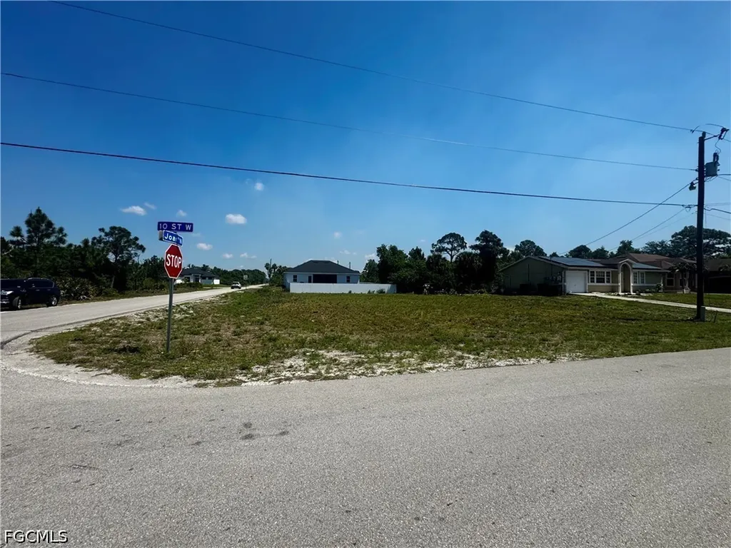 2918 10th Street W Lehigh Acres FL 33971