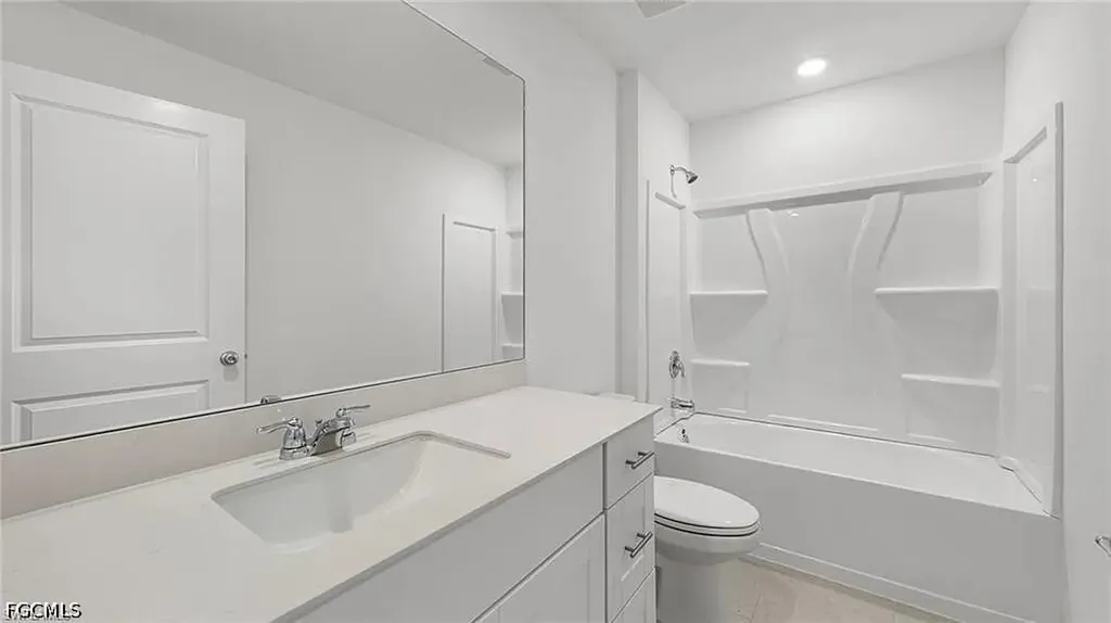 17225 Cantu Court North Fort Myers FL 33917