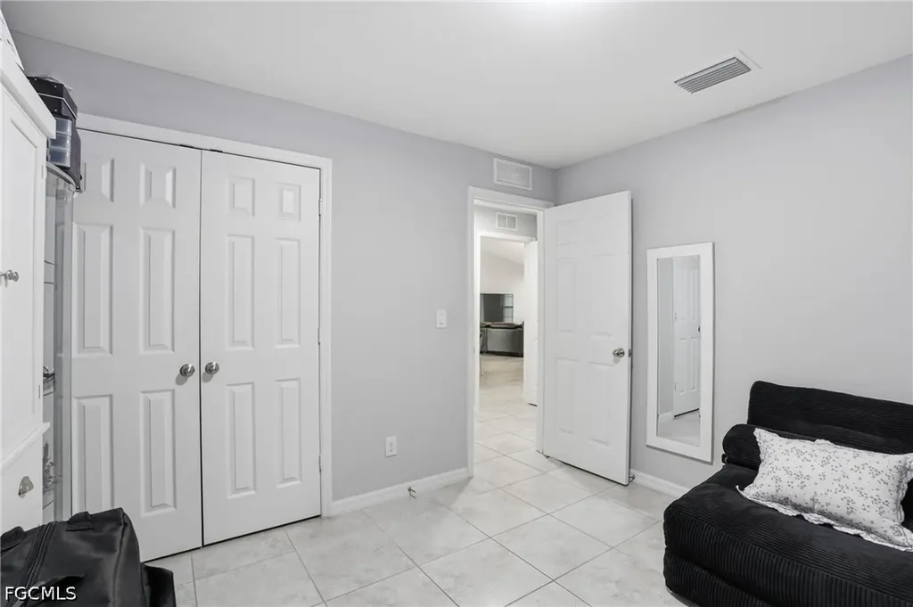1201 NW 14th Place Cape Coral FL 33993