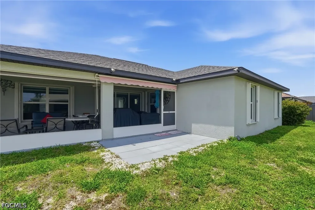 1201 NW 14th Place Cape Coral FL 33993