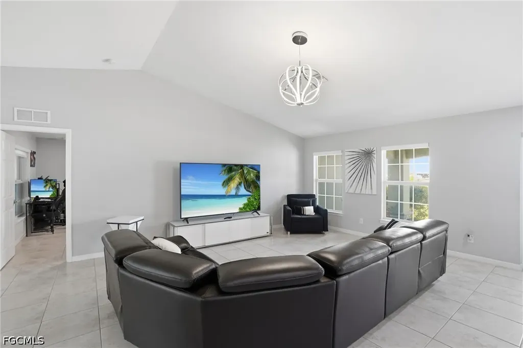 1201 NW 14th Place Cape Coral FL 33993