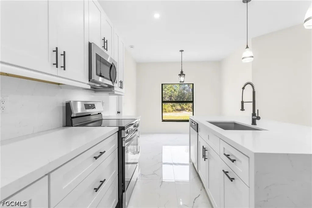 412 Fitch Avenue Lehigh Acres FL 33972