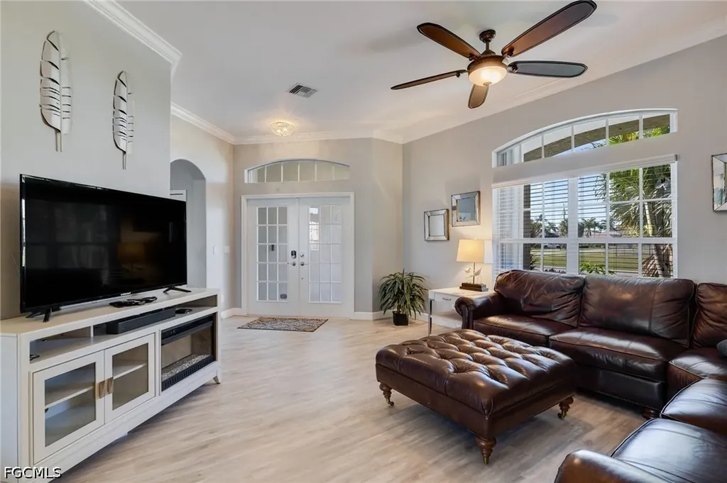 201 SW 35th Street Cape Coral FL 33914