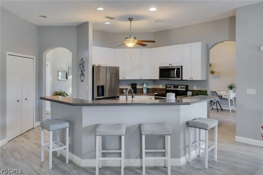 201 SW 35th Street Cape Coral FL 33914