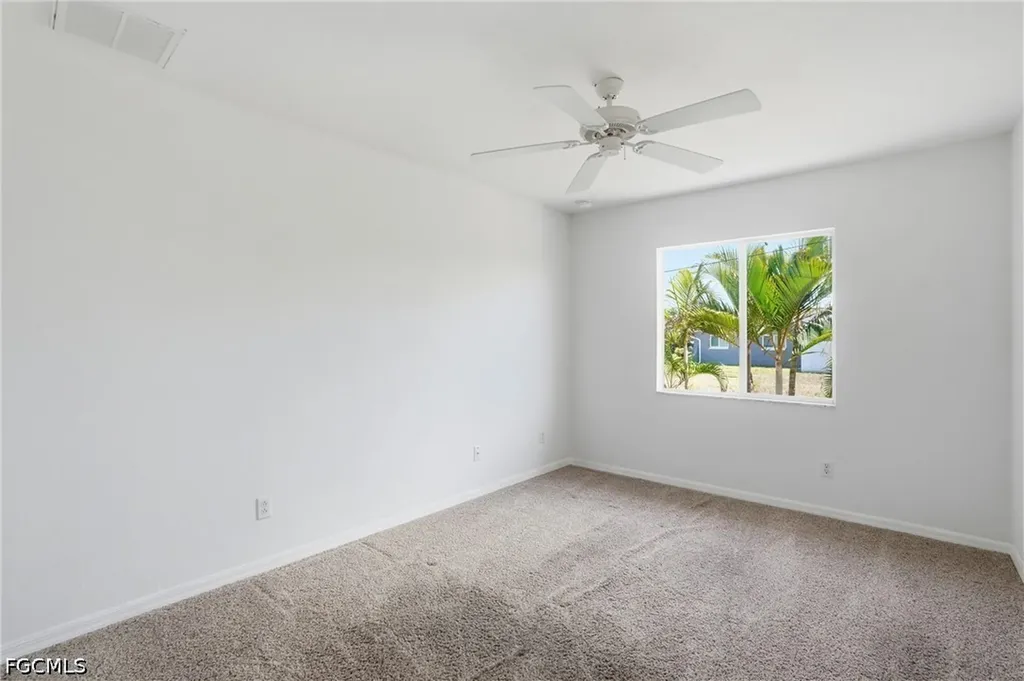 928 NW 5th Place Cape Coral FL 33993