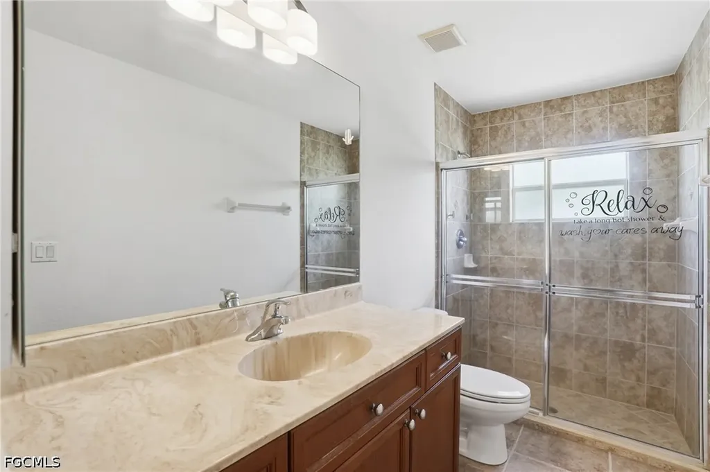 928 NW 5th Place Cape Coral FL 33993