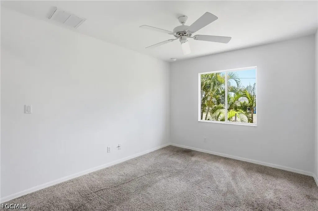 928 NW 5th Place Cape Coral FL 33993