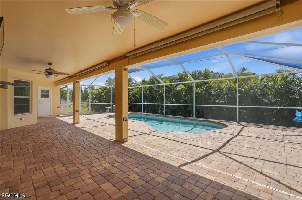 928 NW 5th Place Cape Coral FL 33993