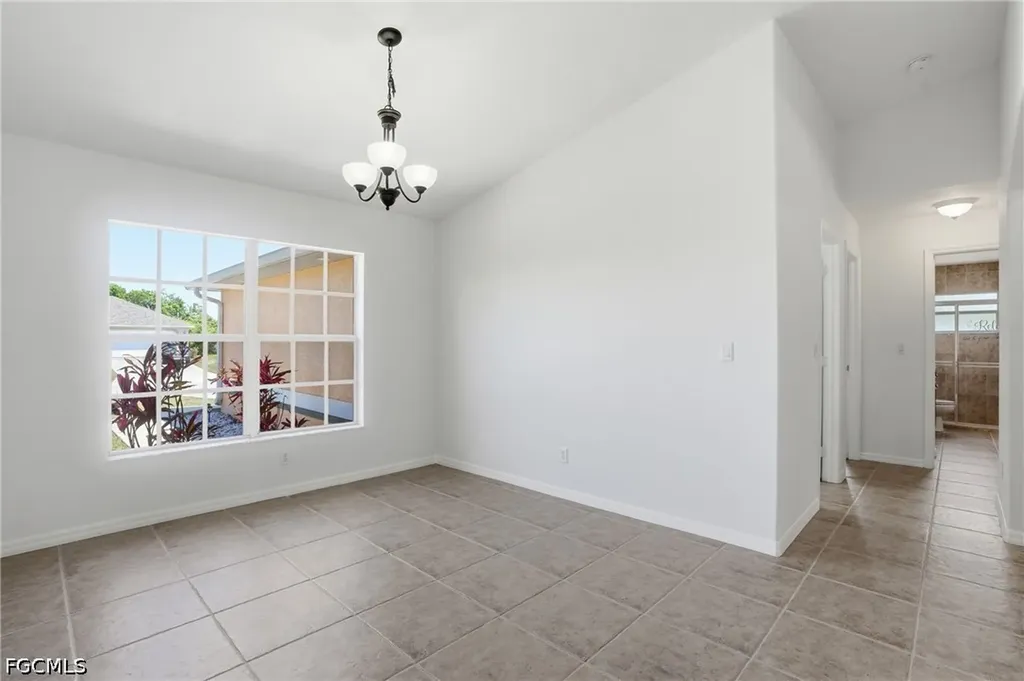928 NW 5th Place Cape Coral FL 33993