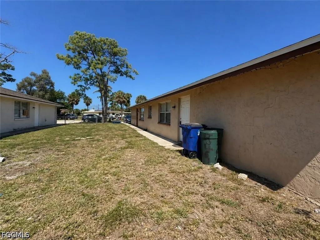 5461 11th Avenue Fort Myers FL 33907