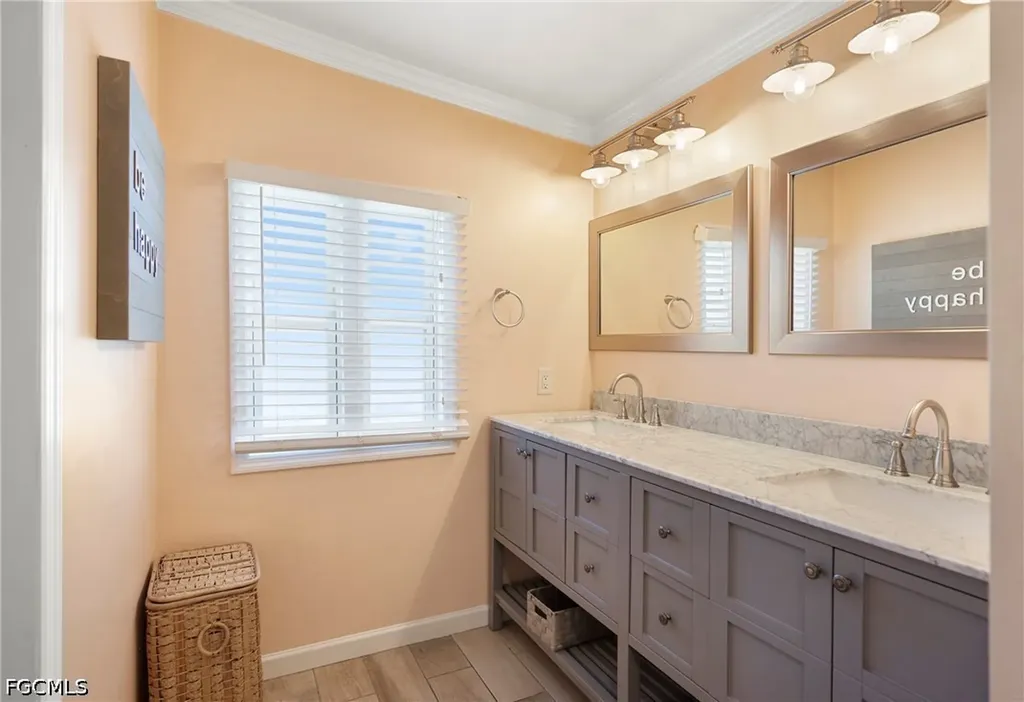 10381 Wales Loop Bonita Springs FL 34135