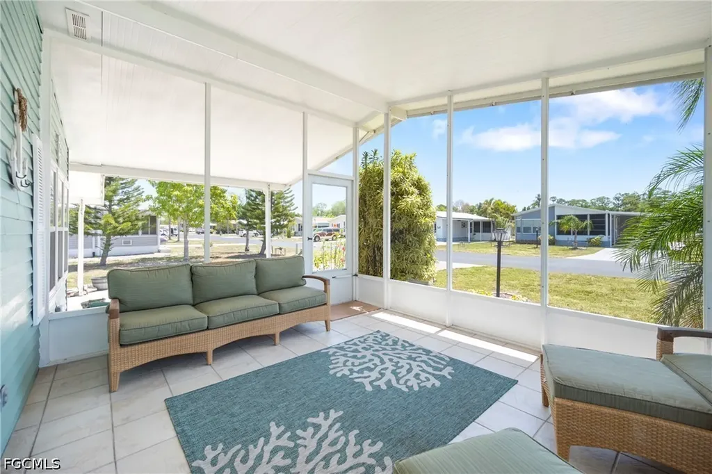 10381 Wales Loop Bonita Springs FL 34135