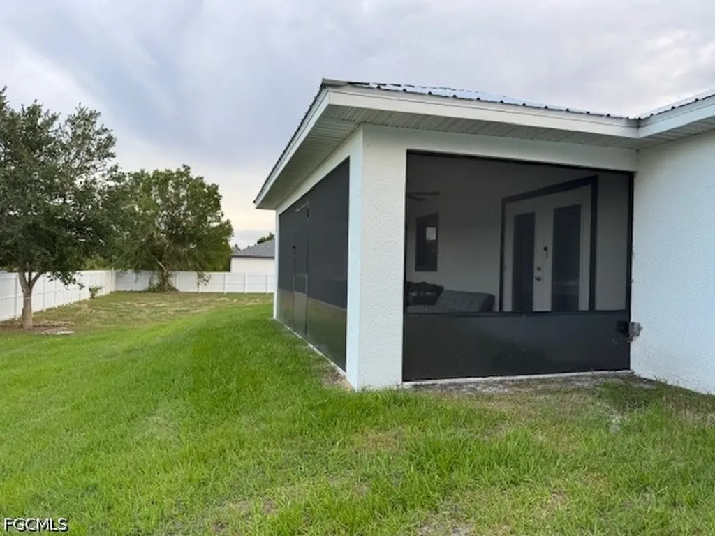 3323 Clearview Circle Labelle FL 33935
