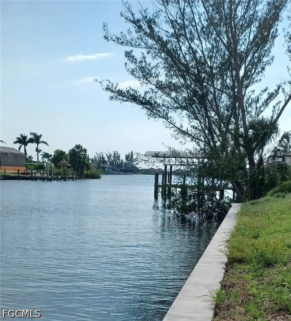 4128 NW 30th Lane Cape Coral FL 33993