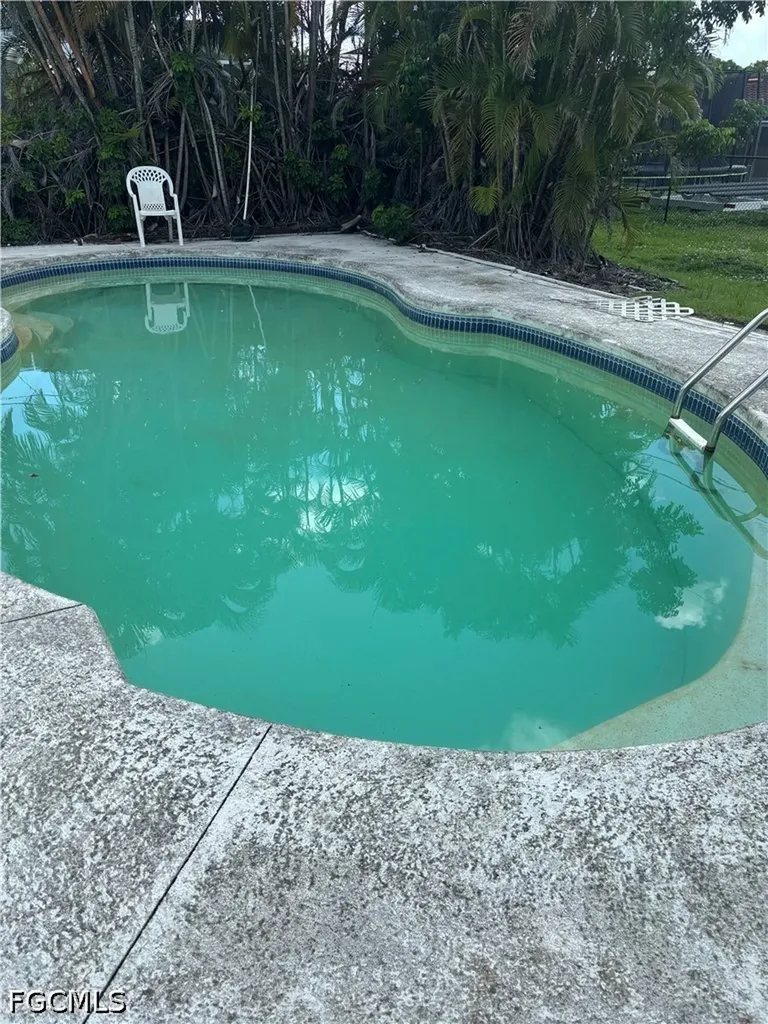 306 SW 29th Street Cape Coral FL 33914