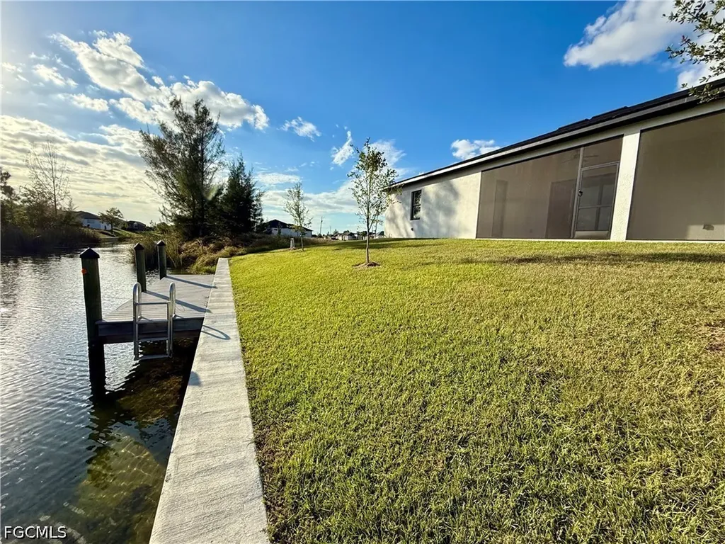2006 NW 21st Street Cape Coral FL 33993