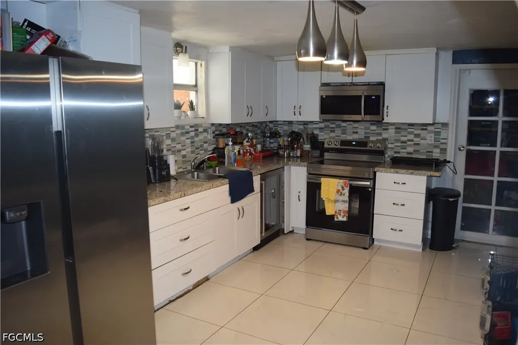 17 Colorado Road Lehigh Acres FL 33936