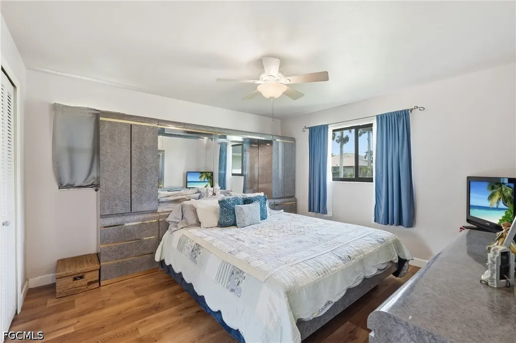 2501 SW 52nd Terrace Cape Coral FL 33914